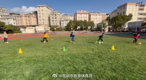 全摆脱过去